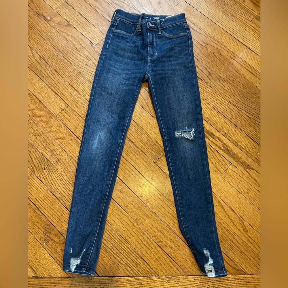Girls Ripped Jeans - Picture 2 of 4